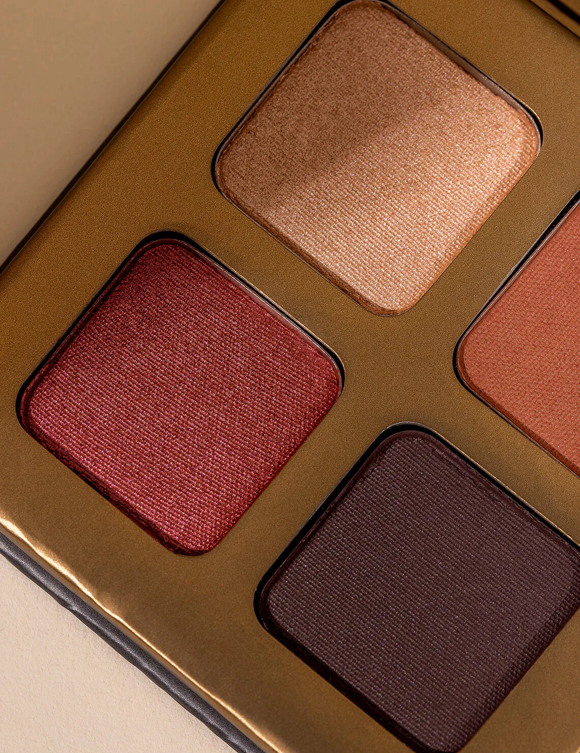 INIKA Organic Quad Eyeshadow Palette (Flowers) - Image 4